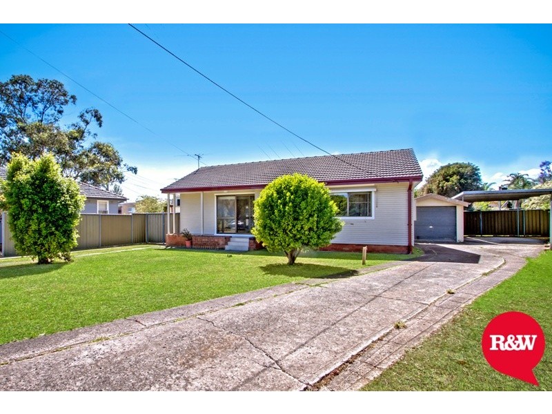 30 Leonard Street, Colyton NSW 2760