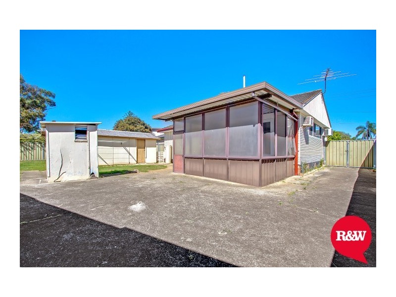 30 Leonard Street, Colyton NSW 2760