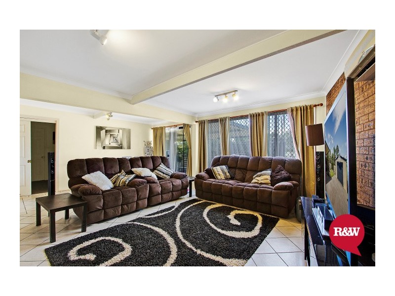 68 College Street, Cambridge Park NSW 2747