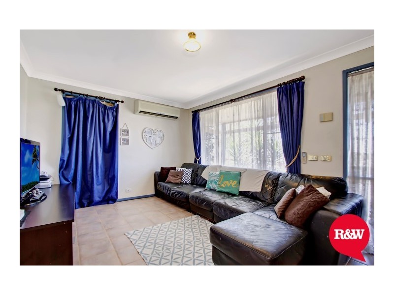 37 Aquilina Drive, Plumpton NSW 2761