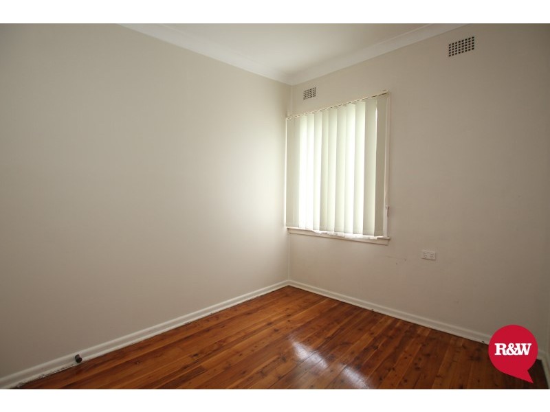 19 Wangaroa Crescent, Lethbridge Park NSW 2770
