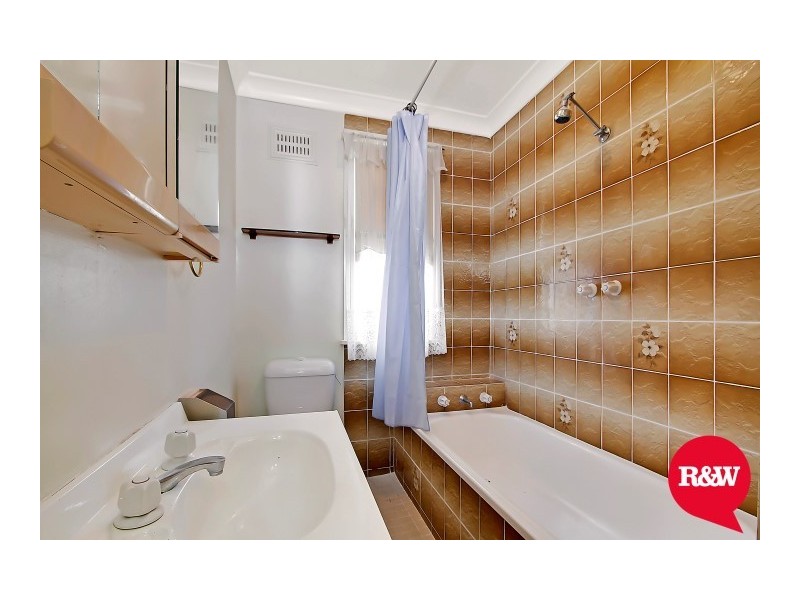 11 Waikanda Crescent, Whalan NSW 2770