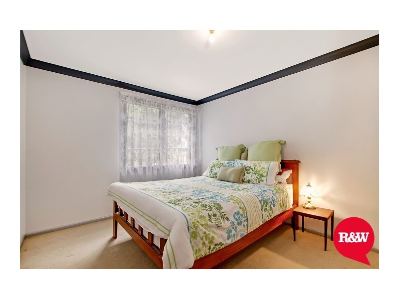 11 Waikanda Crescent, Whalan NSW 2770