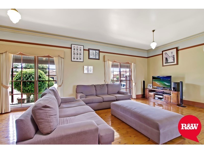 9 Everitt Crescent, Minchinbury NSW 2770