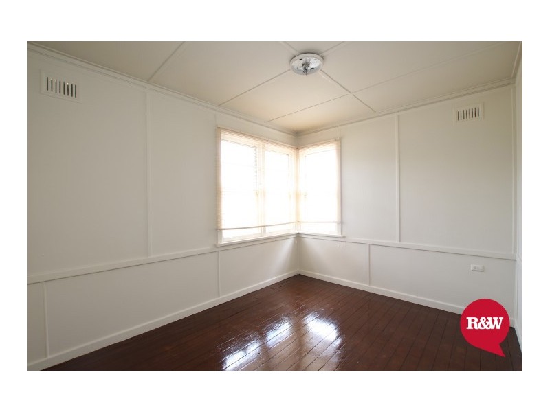 9 Griffiths Street, North St Marys NSW 2760