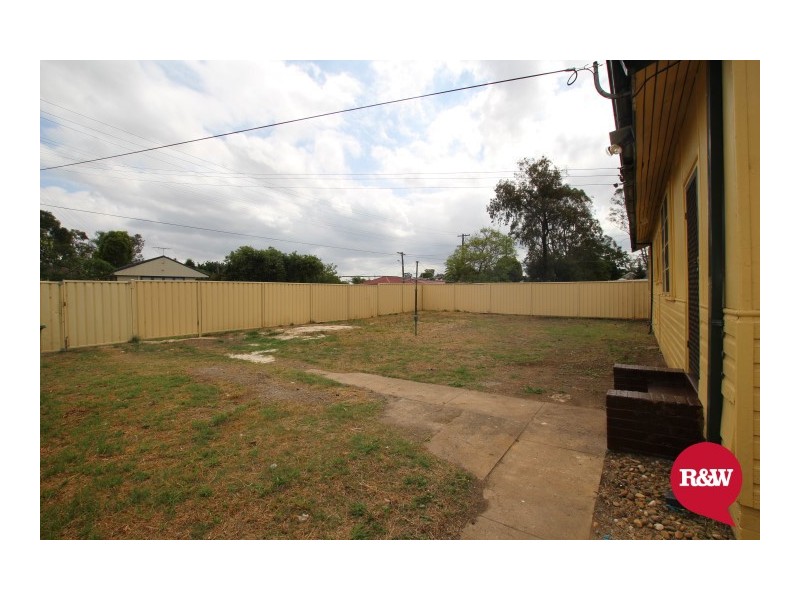 9 Griffiths Street, North St Marys NSW 2760