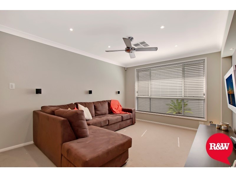 7 Voller Street, Ropes Crossing NSW 2760