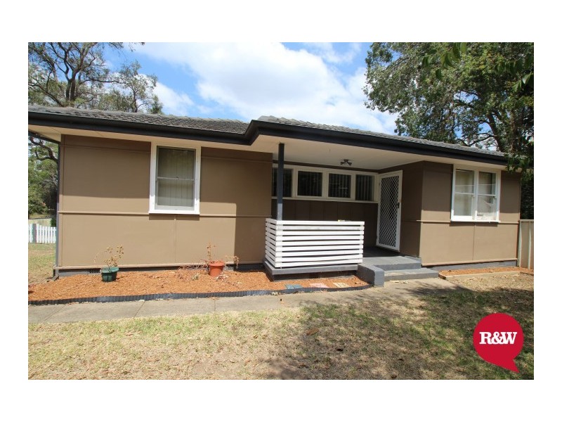 4 Law Crescent, Tregear NSW 2770