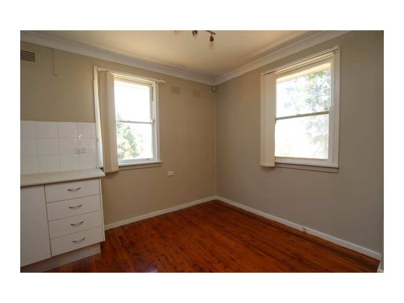 4 Law Crescent, Tregear NSW 2770