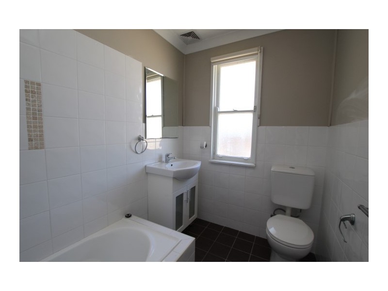 4 Law Crescent, Tregear NSW 2770