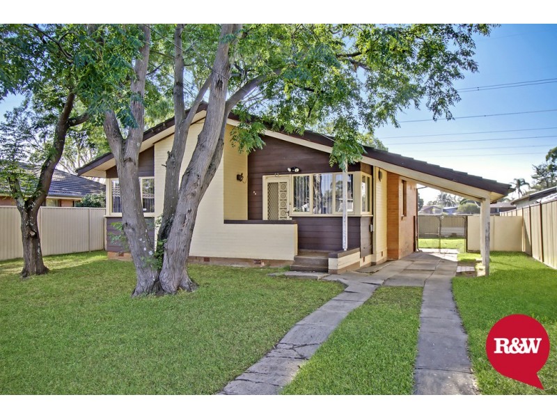 39 Manila Road, Lethbridge Park NSW 2770