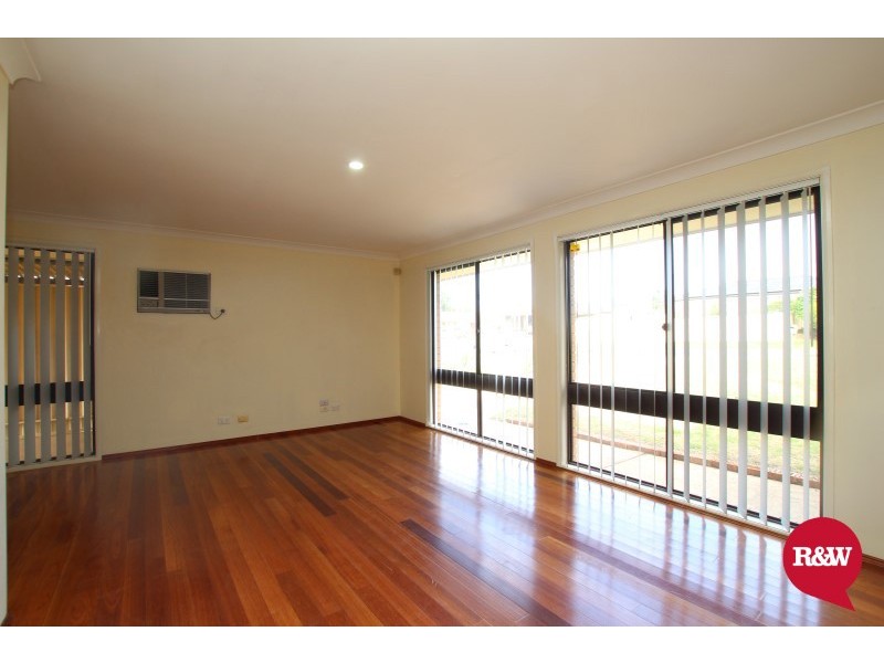 34 Aquilina Drive, Plumpton NSW 2761