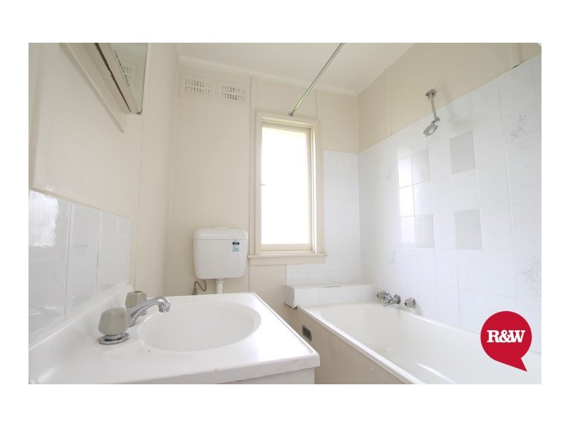 31 Goroka Street, Whalan NSW 2770