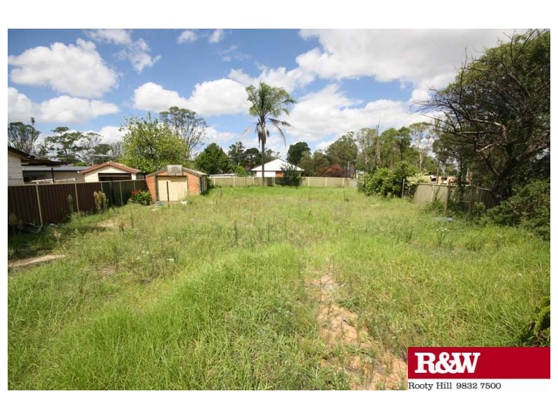 24 Karangi Rd, Whalan NSW 2770