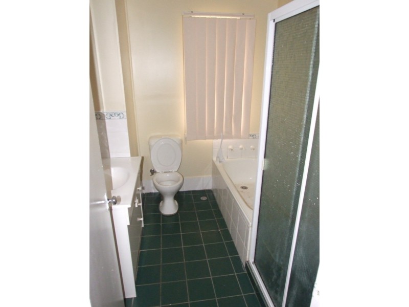 68 NELLA DAN AVENUE, Tregear NSW 2770