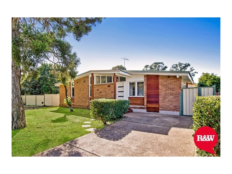 17 Mindanao Avenue, Lethbridge Park NSW 2770