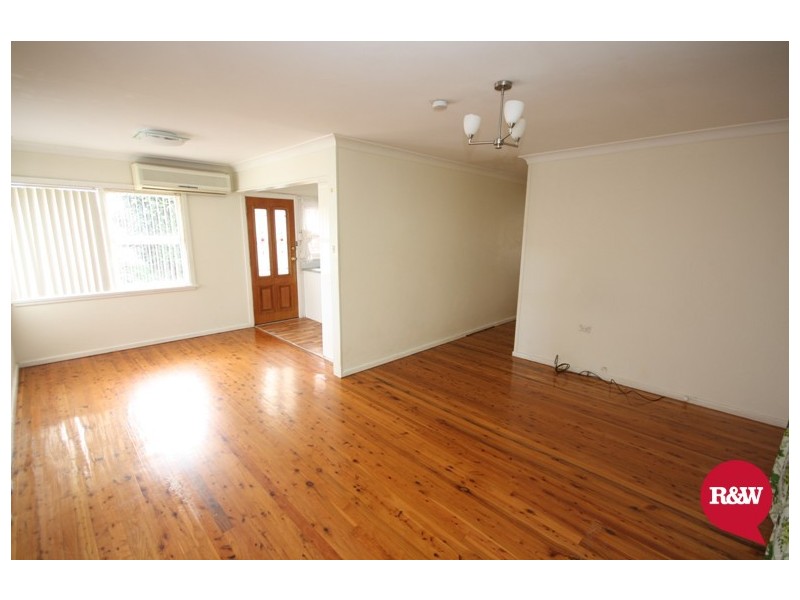 4 Tripoli Road, Fairfield West NSW 2165