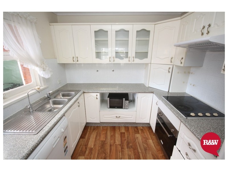 4 Tripoli Road, Fairfield West NSW 2165