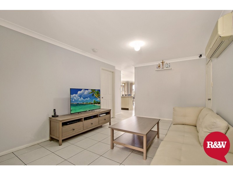 7/4-5 Rice Place, Oxley Park NSW 2760