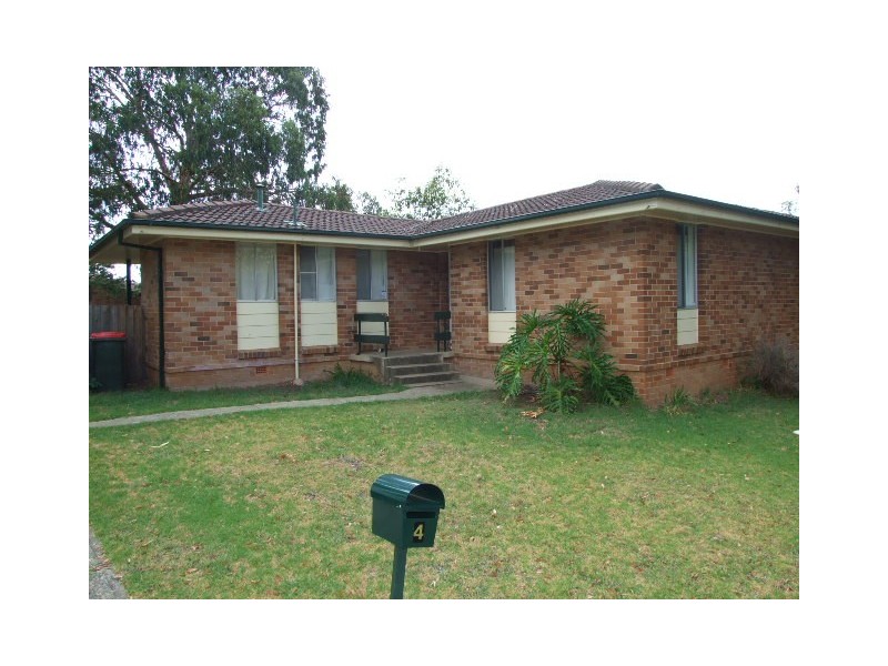 4 EXETER PLACE, Bidwill NSW 2770