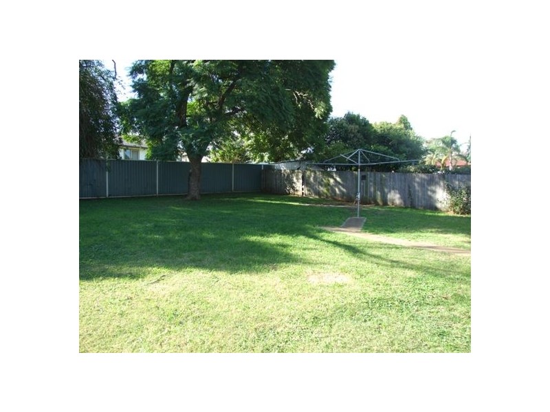 82 BULOLO DRIVE, Whalan NSW 2770