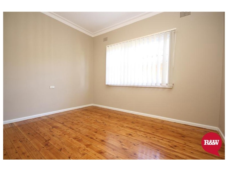 4 Newport Street, Cambridge Park NSW 2747