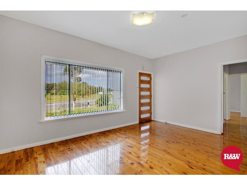 27 Melbourne Street, Oxley Park NSW 2760