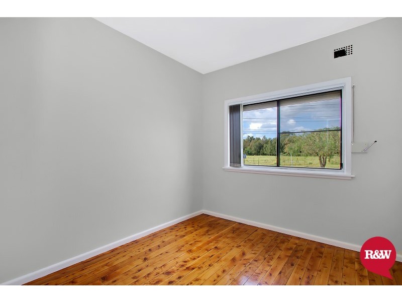 27 Melbourne Street, Oxley Park NSW 2760