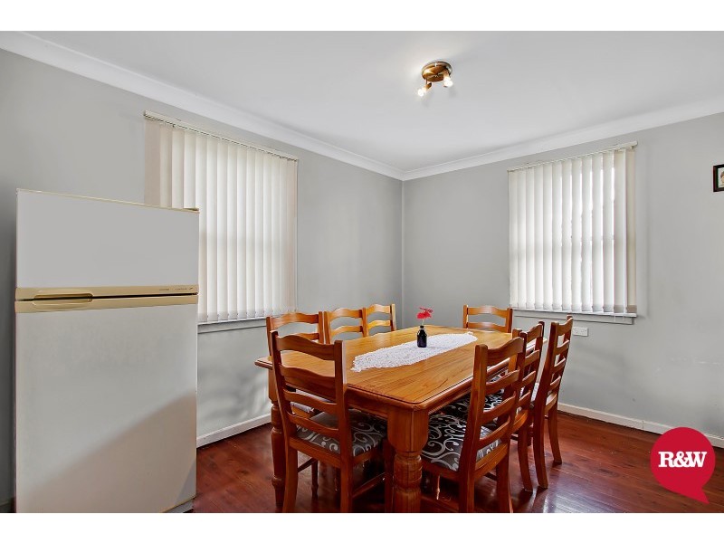 61 Gasmata Crescent, Whalan NSW 2770