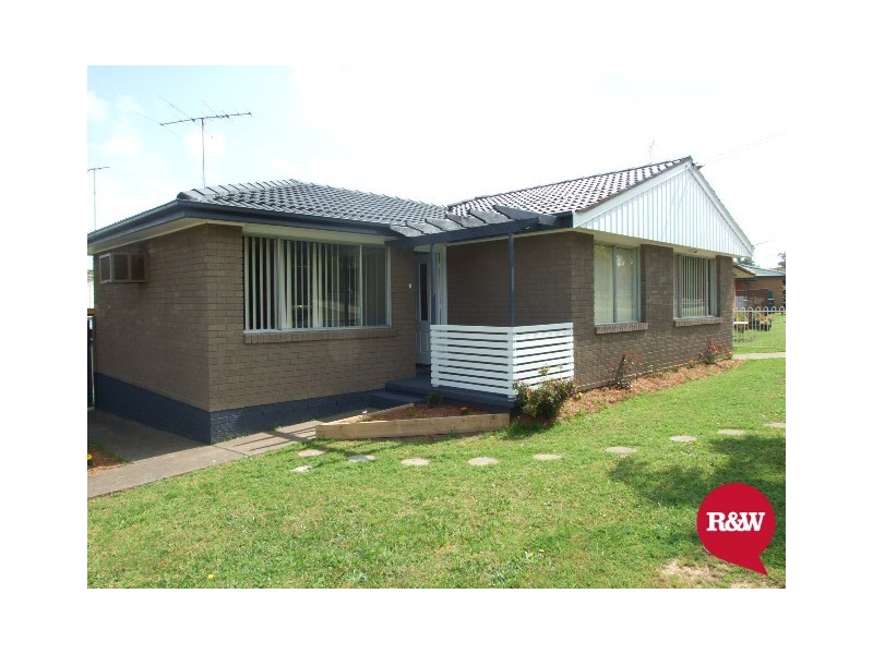 17 Dollin Street, Colyton NSW 2760