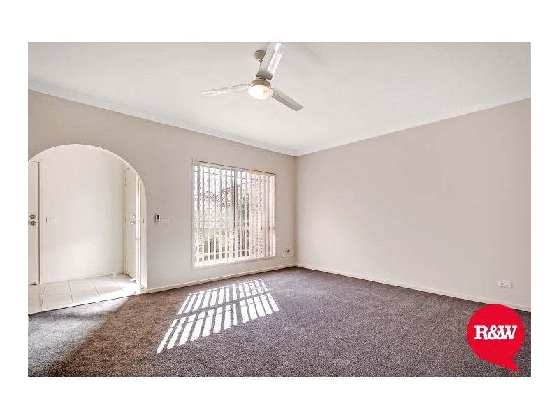 2/20-22 Gracelands Drive, Quakers Hill NSW 2763