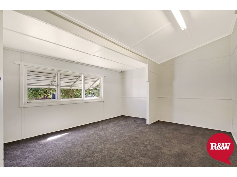 13 Araluen Avenue, St Marys NSW 2760