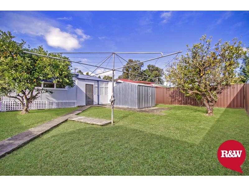 13 Araluen Avenue, St Marys NSW 2760