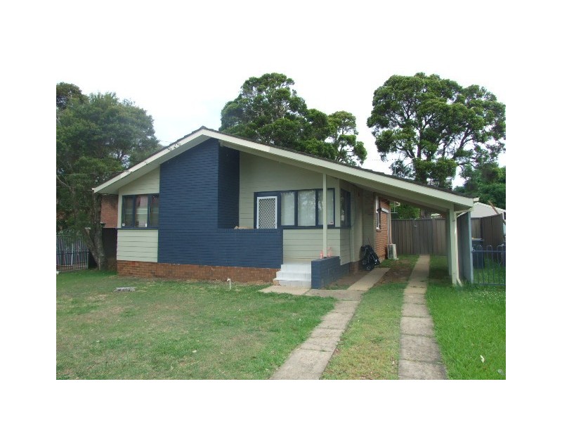 76 WANGAROA AVENUE, Lethbridge Park NSW 2770