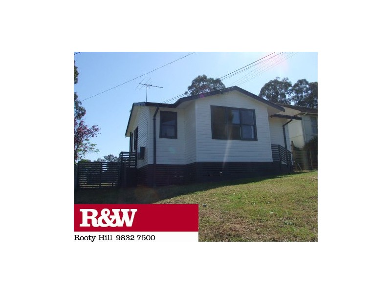 11 SADDINGTON STREET, St Marys NSW 2760