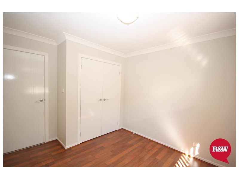 6 Twynam Place, Minto NSW 2566