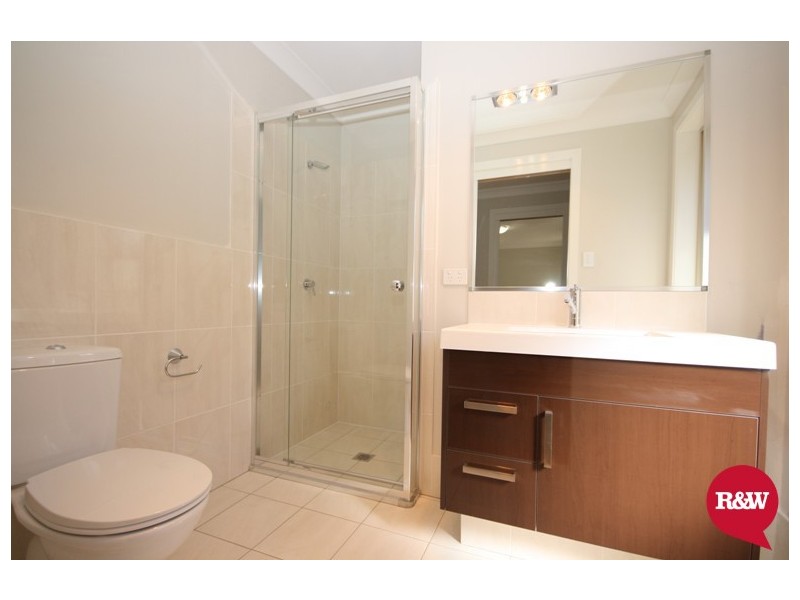 6 Twynam Place, Minto NSW 2566