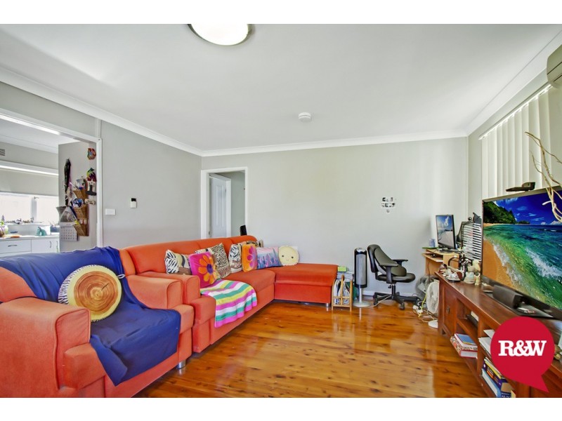 15 and 15a Gasmata Crescent, Whalan NSW 2770