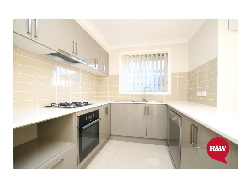 21 Grampian Avenue, Minto NSW 2566
