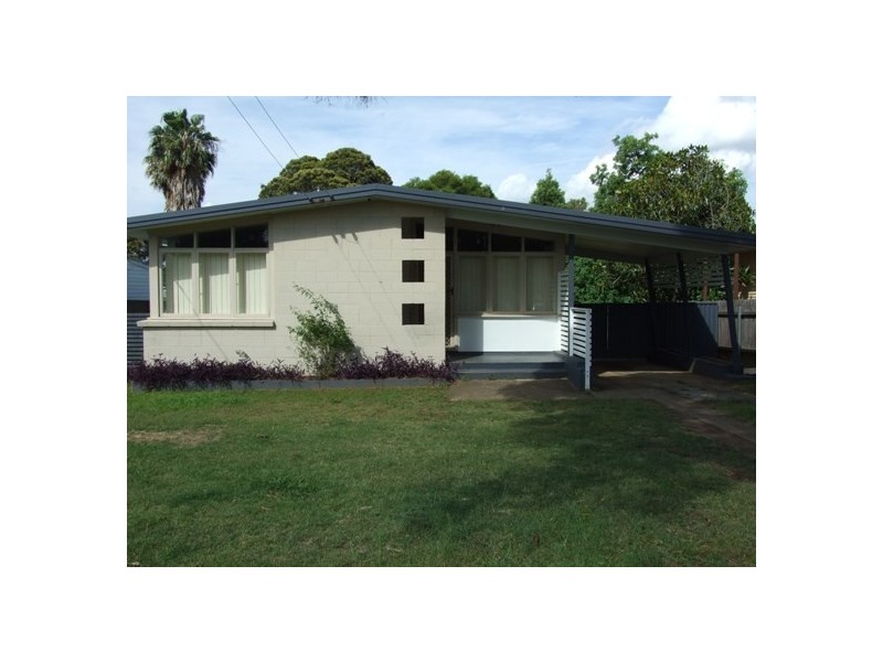 13 MANILA ROAD, Lethbridge Park NSW 2770