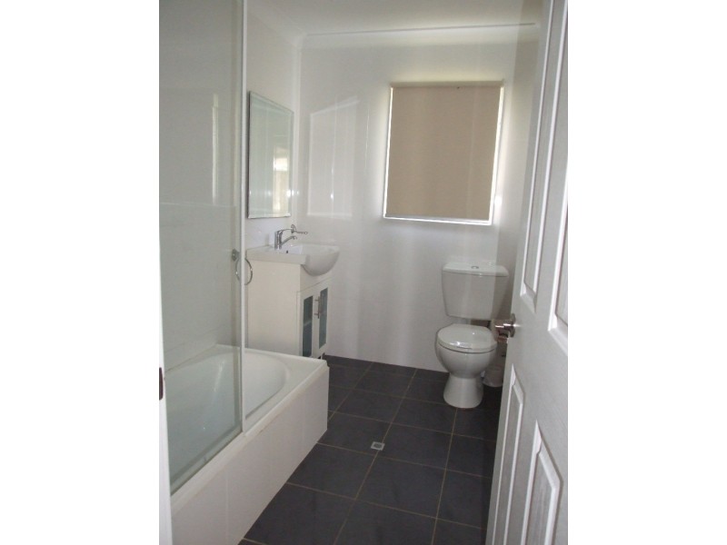 13 MANILA ROAD, Lethbridge Park NSW 2770