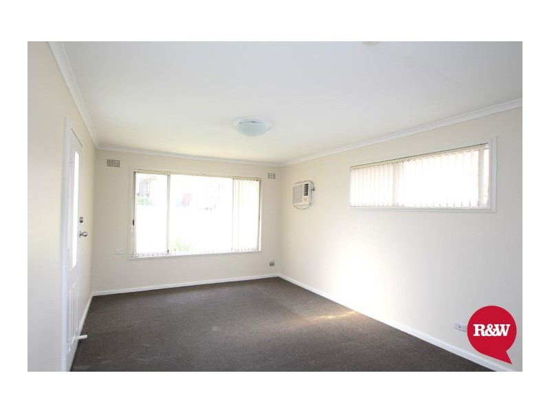 4 Melkarth Place, Doonside NSW 2767