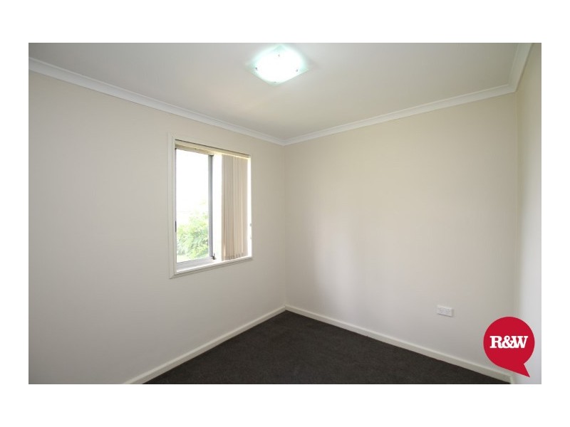 4 Melkarth Place, Doonside NSW 2767