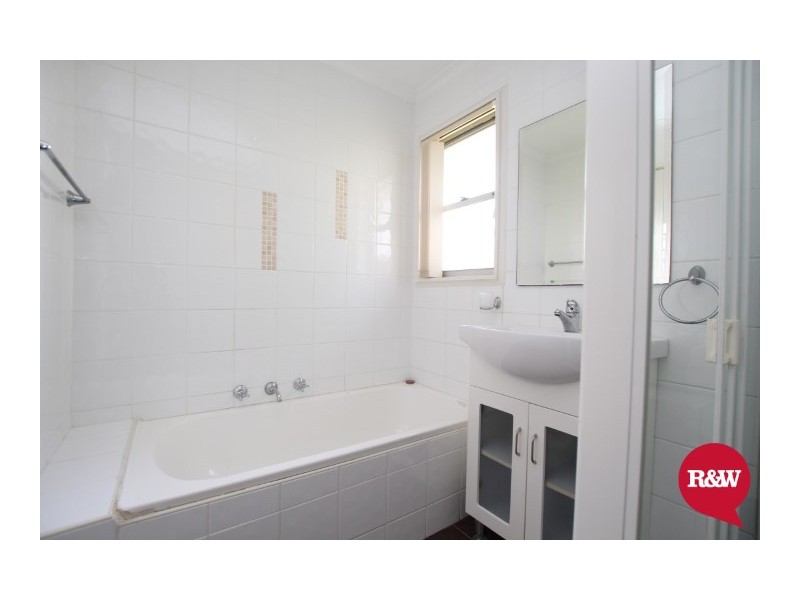 4 Melkarth Place, Doonside NSW 2767