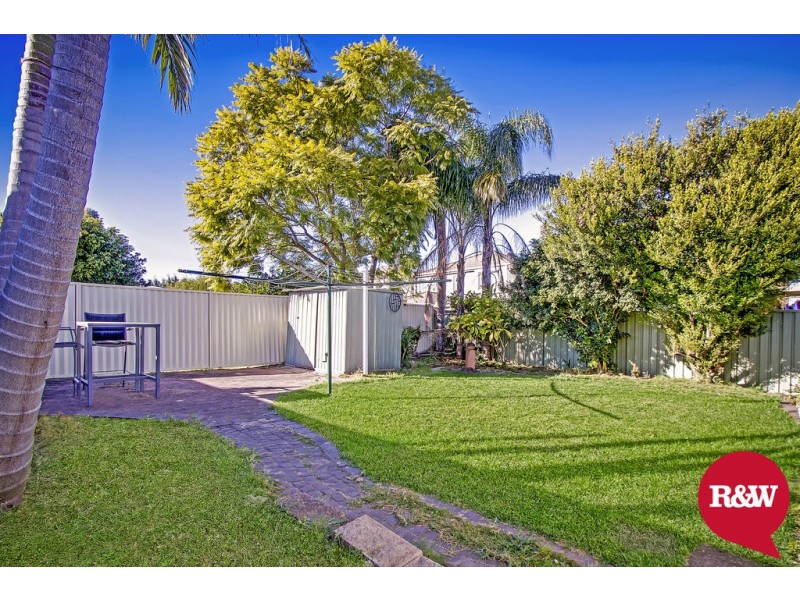 27 Drysdale Crescent, Plumpton NSW 2761