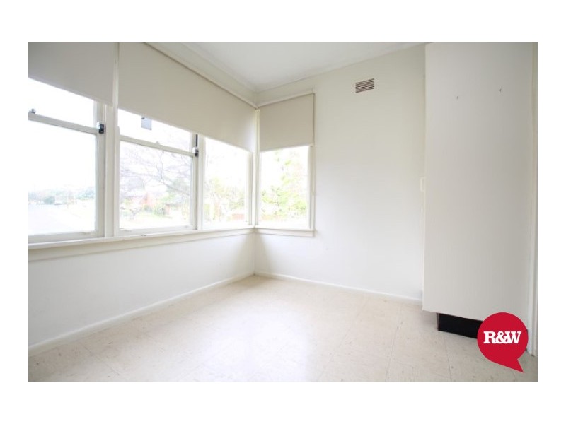 42 Ellengowan Crescent, Whalan NSW 2770