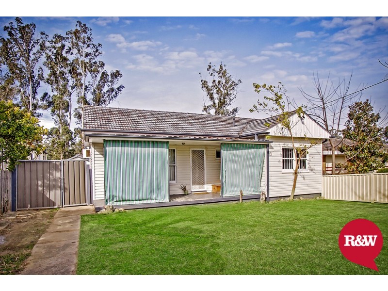 4 and 4a Newport Street, Cambridge Park NSW 2747