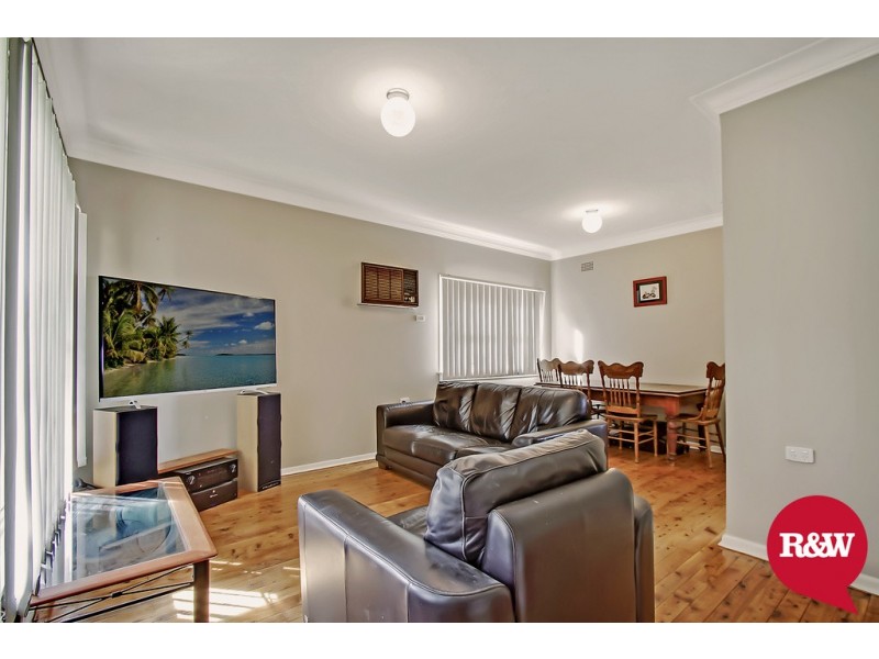 4 and 4a Newport Street, Cambridge Park NSW 2747