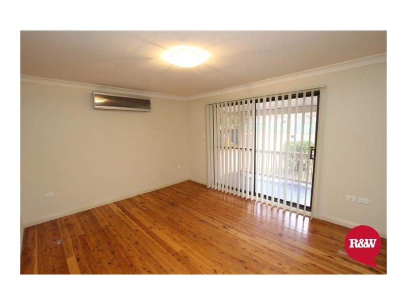 56 Barker Street, Cambridge Park NSW 2747