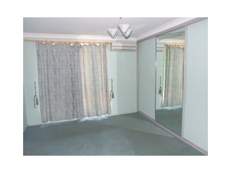 9 Cadell Glen, St Clair NSW 2759